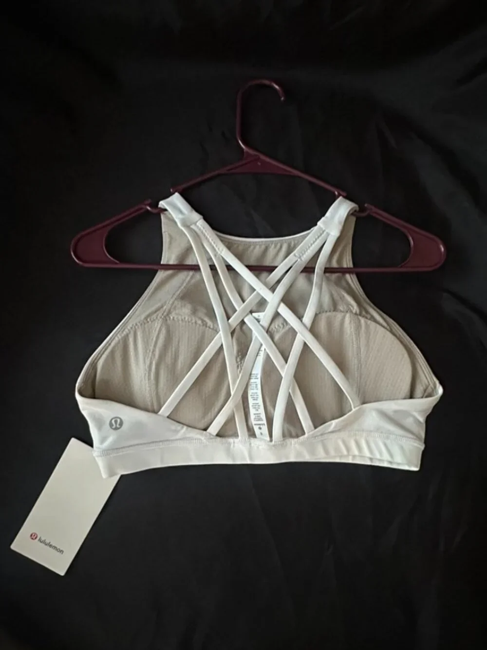 lululemon athletica Free To Be Serene *High Neck White Size 8 NWT